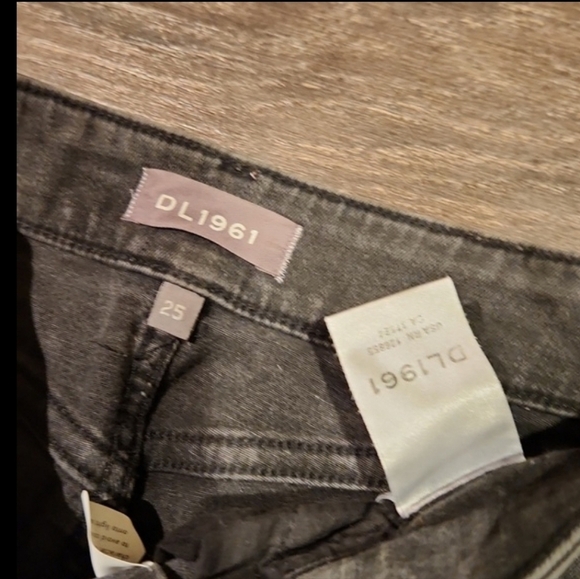 ❤ DL1961 MARGAUX INSTASCULPT ANKLE SKINNY VELVET STRIPE JEANS, 0 (25) - Picture 4 of 7